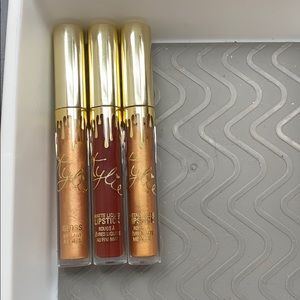 Kylie Cosmetics gold caps